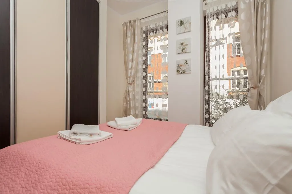 APARTMENT ONE BEDROOM Room, Hamilton Suites - Atlantis Apartments, Krakow