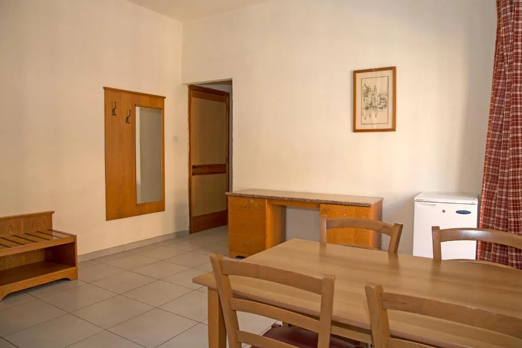 APARTMENT ONE BEDROOM Room, Dragonara Apartments, Malta
