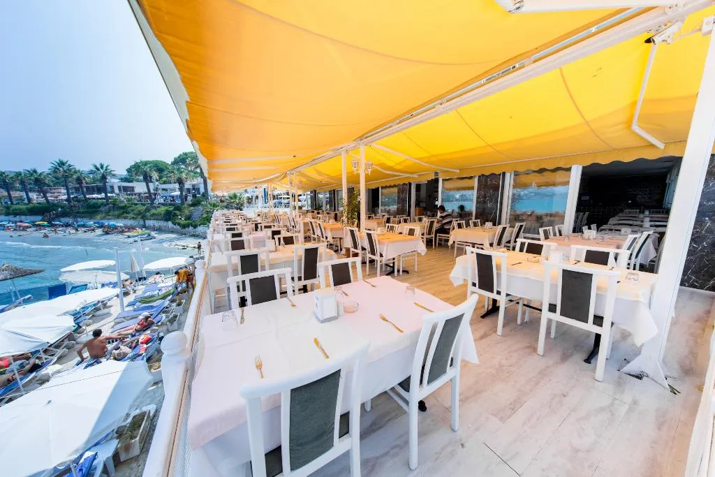 Restaurant, Martı Beach Hotel, Izmir