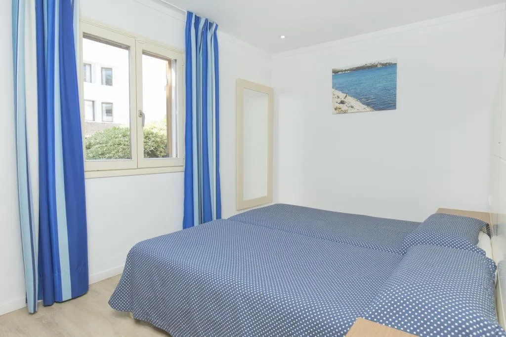 APARTMENT STANDARD Room, Flora, Majorca