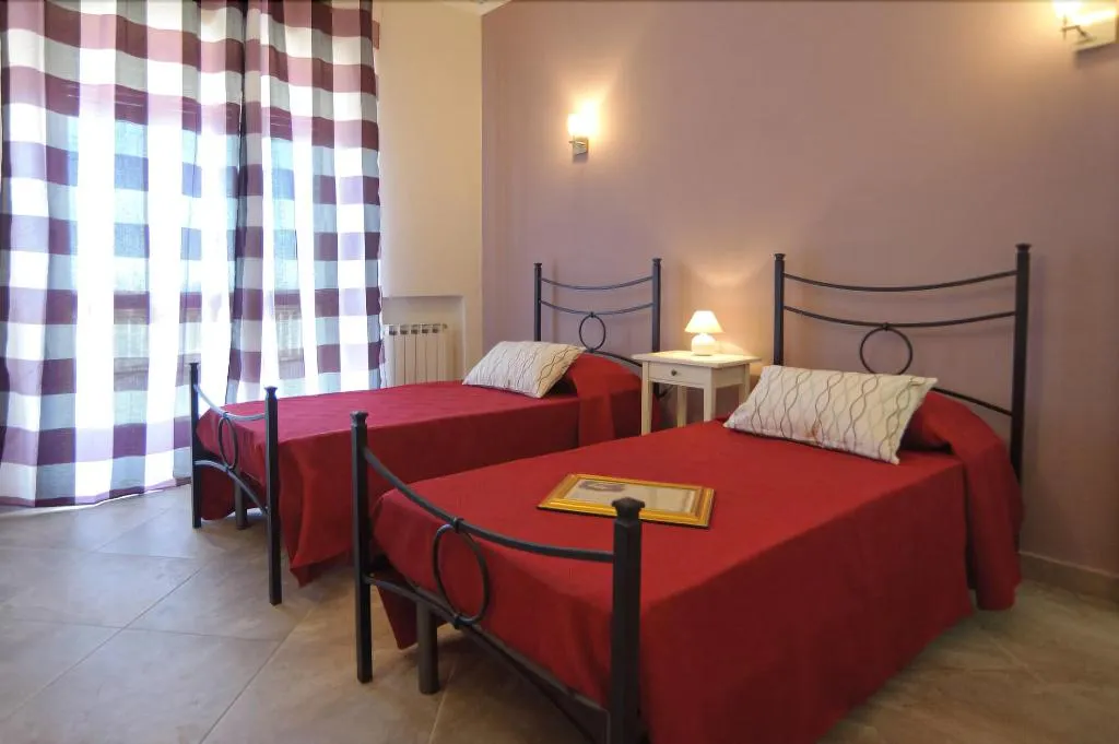 Room, B&B Colletemenite, Catania