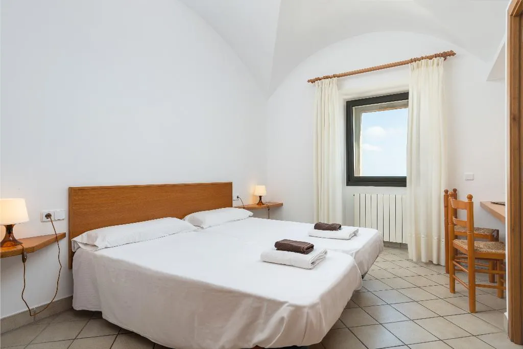 DOUBLE SINGLE USE STANDARD Room, Petit Hotel Hostatgeria Sant Salvador, Majorca