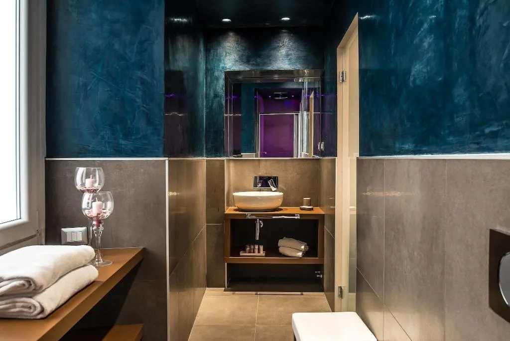 DOUBLE SUPERIOR QUEEN BED Room, Colonna Suite Del Corso, Rome