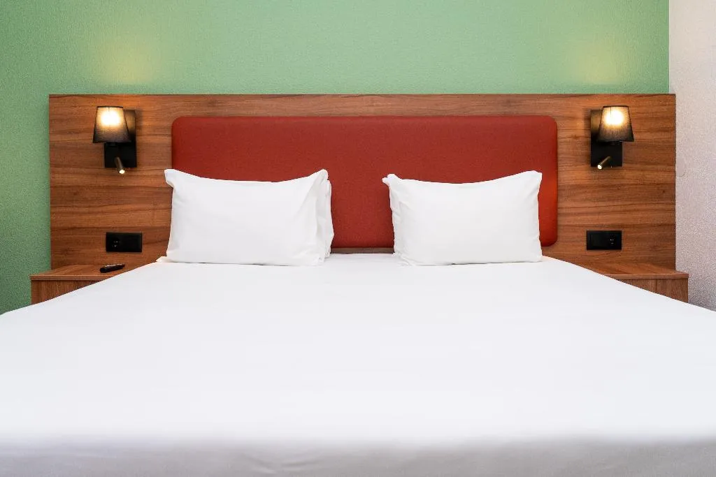 DOUBLE SUPERIOR Room, Campanile Setubal, Lisbon