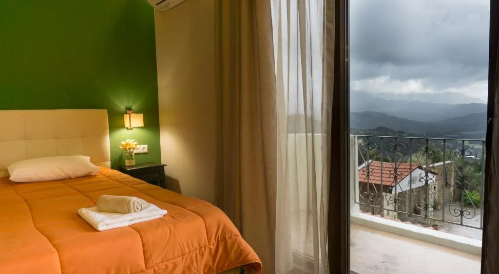 Double or Twin CLASSIC MOUNTAIN VIEW Room, Aravanes Mountain Resort & Eco Cuisine, Crete