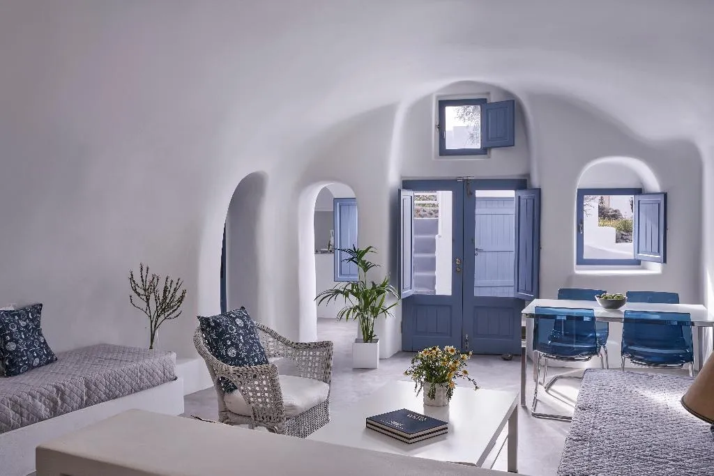 SUITE GRAND Room, Fava Eco Suites, Santorini