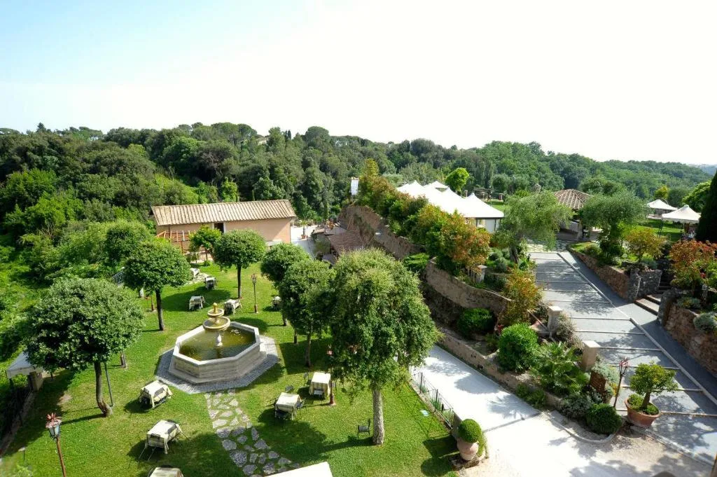 General view, Hotel Relais Castrum Bocce, Rome