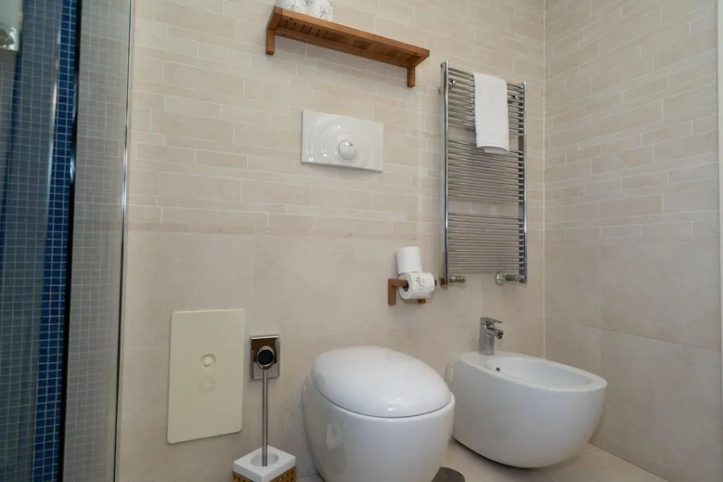 Room, Moon Luxury Rooms & Apartments, Naples