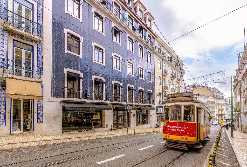 General view, 9 Hotel Mercy, Lisbon