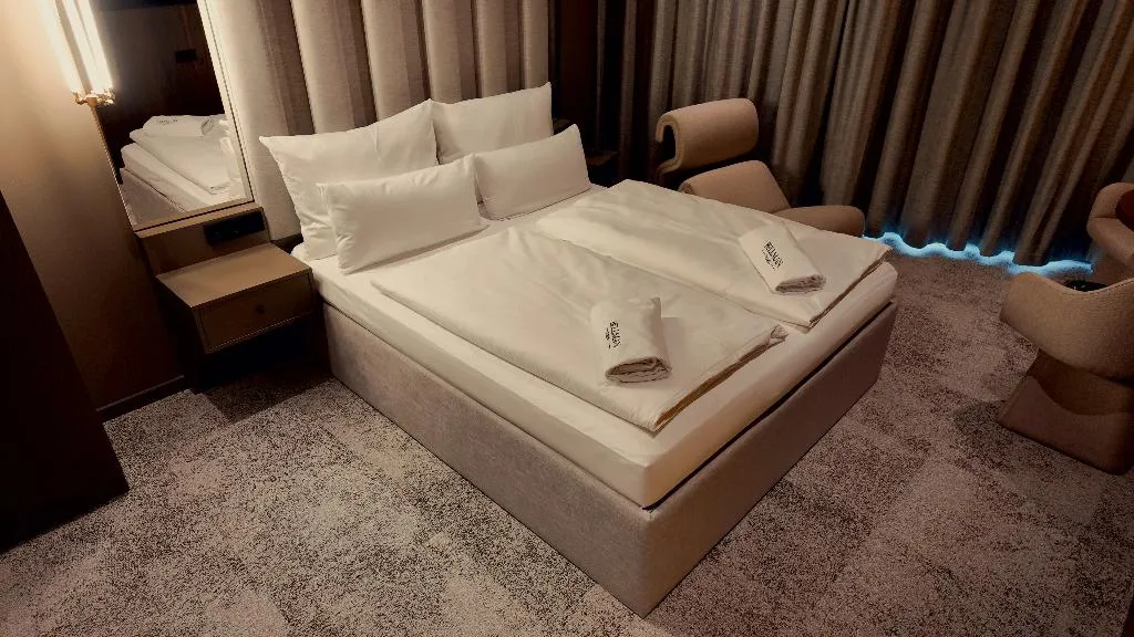 DOUBLE DELUXE KING BED Room, Bellman Hotel, Berlin