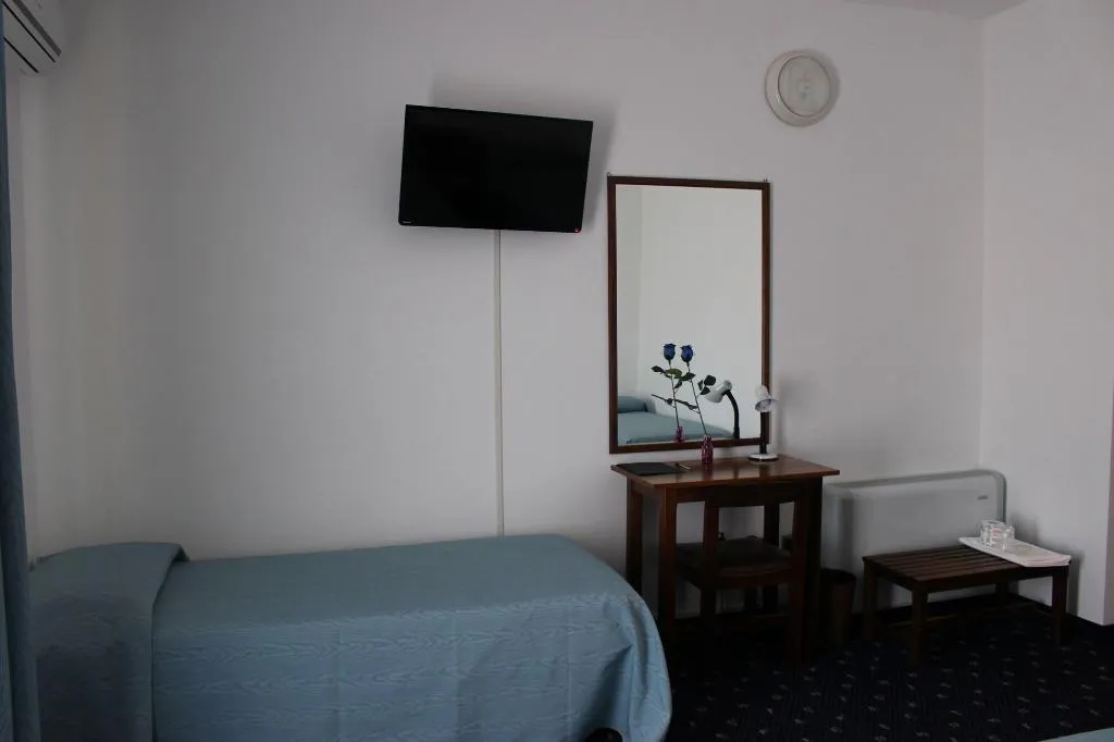 Room, Pinolo, Umbria