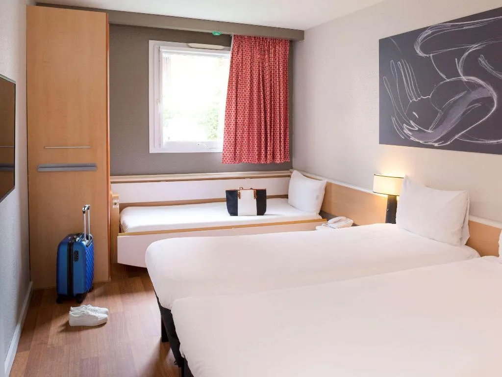 TWIN STANDARD Room, ibis Madrid Fuenlabrada, Madrid