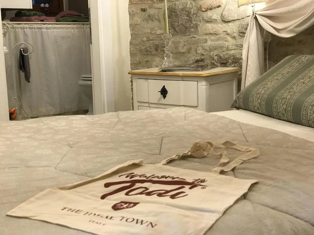Room, B&B Residenza Teatro Antico, Perugia