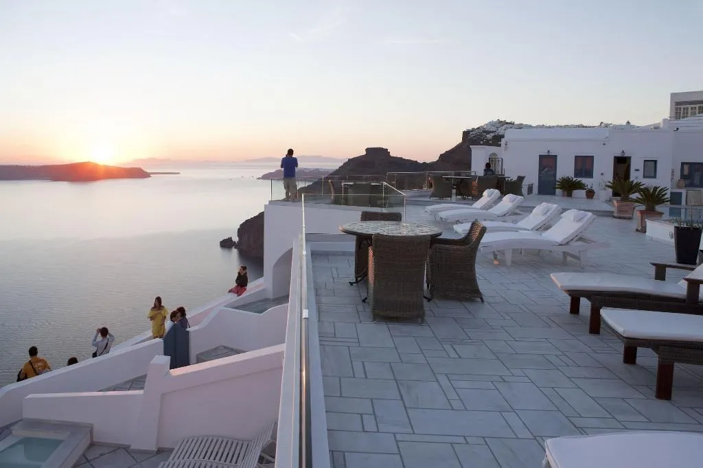 Terrace, Anteliz Hotel And Suites, Santorini
