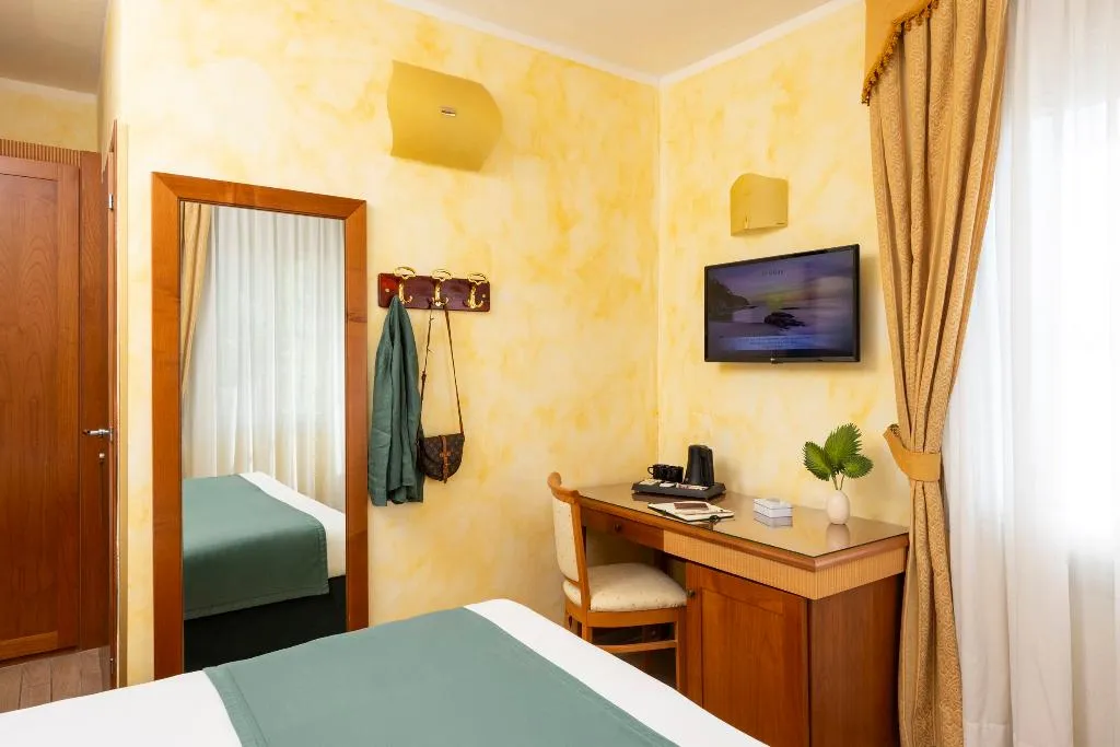 DOUBLE ECONOMY Room, Venezia 2000, Venice