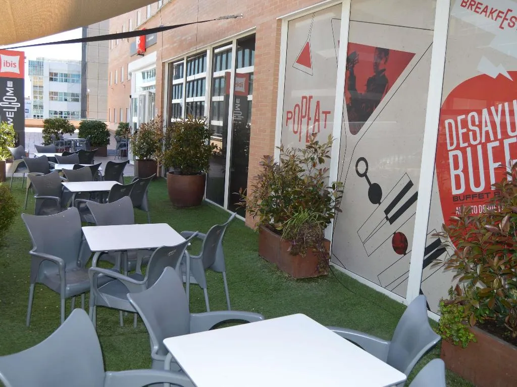 Sports and Entertainment, Ibis Madrid Calle Alcala, Madrid