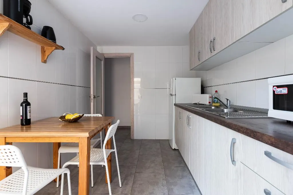 APARTMENT TWO BEDROOMS Room, Acapulco Apartments, Majorca