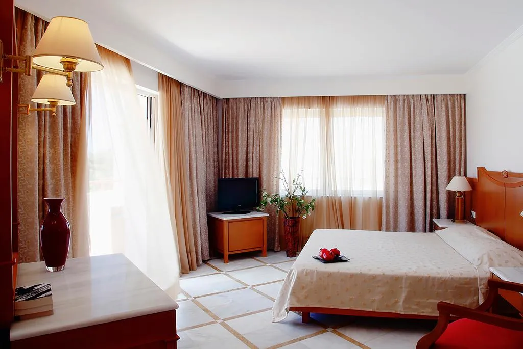 SUITE DELUXE Room, Pilot Beach Resort, Crete