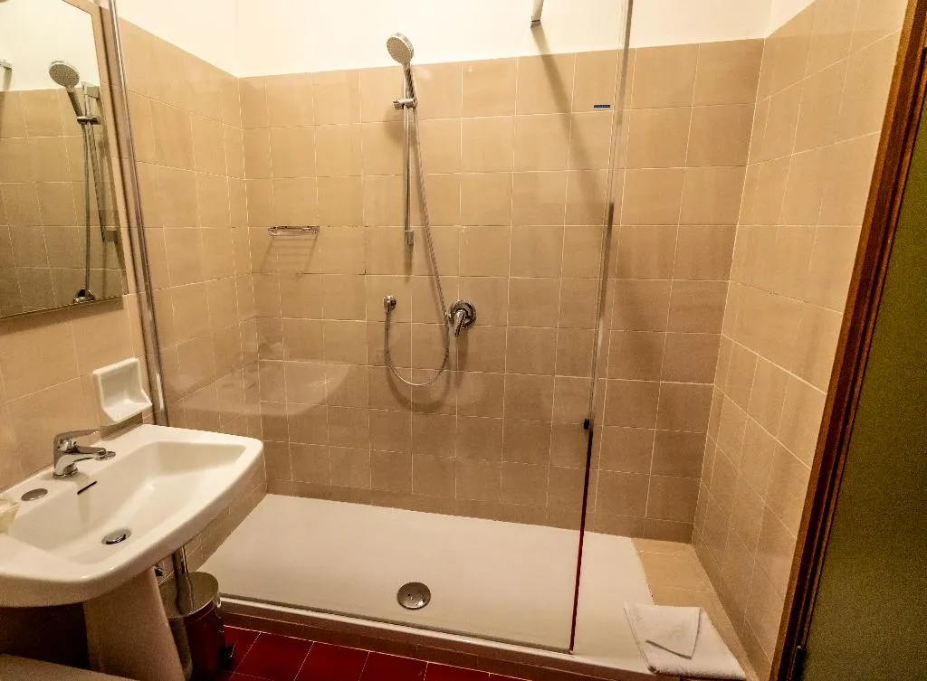 APARTMENT CAPACITY 4 TWO BEDROOMS Room, Residence Porta Al Prato, Florence