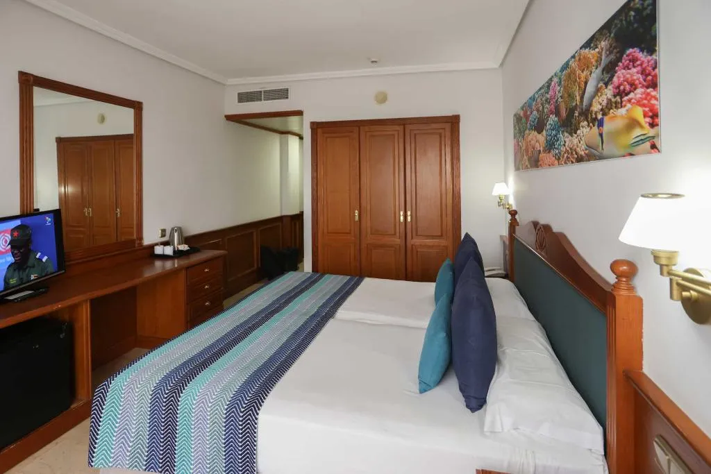 DOUBLE SINGLE USE STANDARD Room, Zentral Center - Adults Only, Tenerife