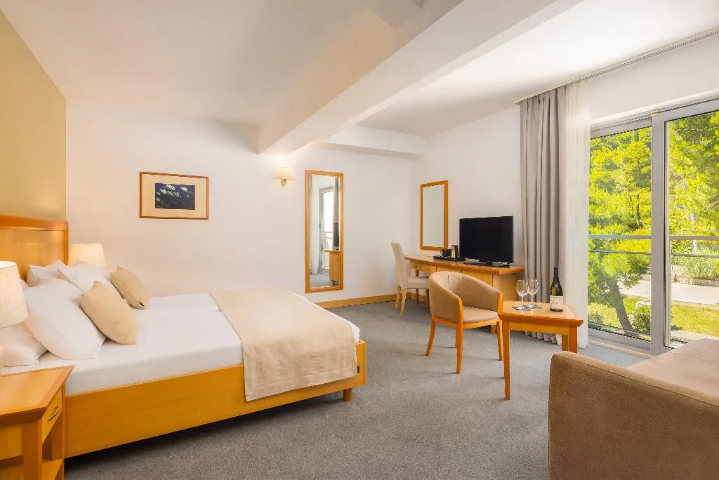 JUNIOR SUITE COMFORT Room, Aminess Vival Grand Azur Hotel, Dubrovnik
