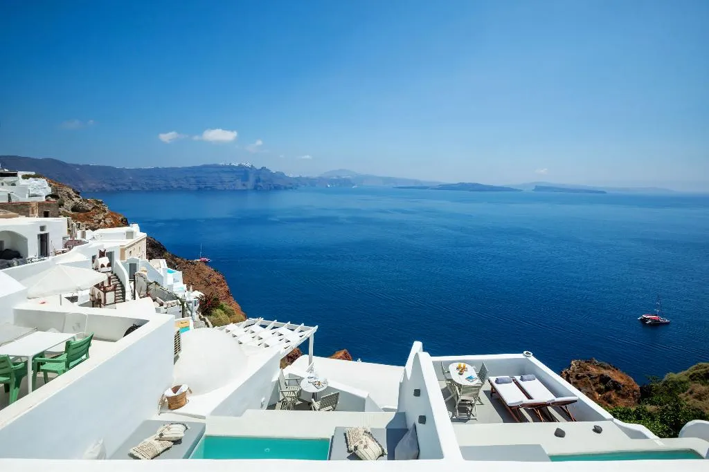 General view, Diamond Luxury Suites, Santorini