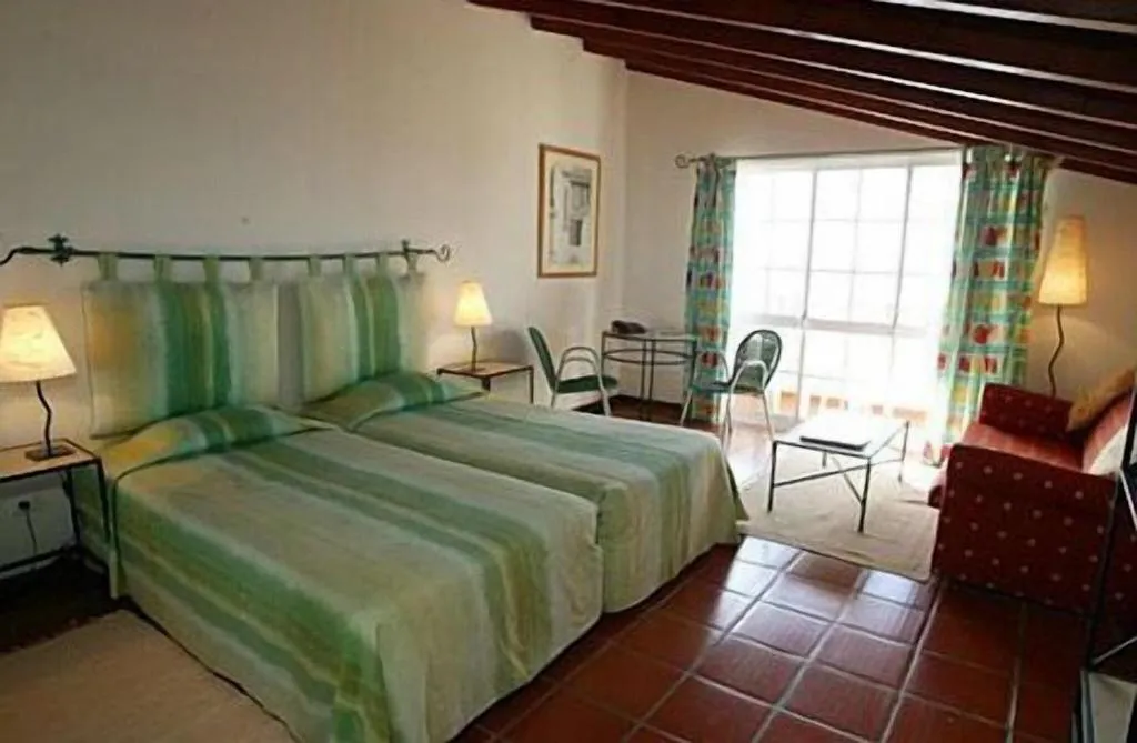 STUDIO WITH DOUBLE BED Room, Quinta Mae Dos Homens Garden Village, Madeira