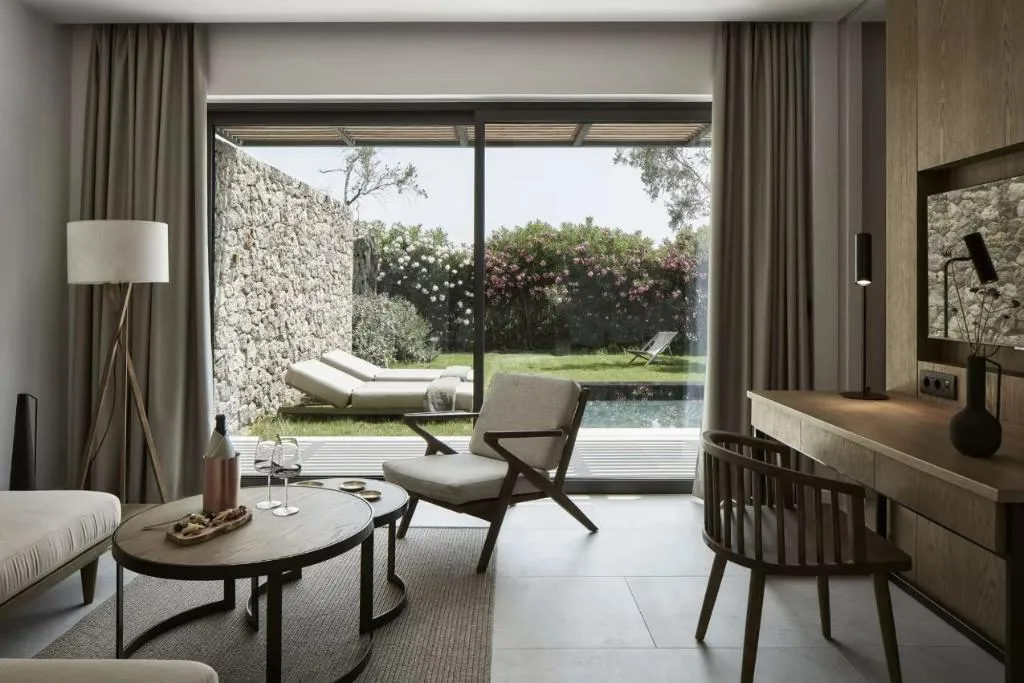 SUITE BEACH FRONT Room, The Olivar Suites, Corfu