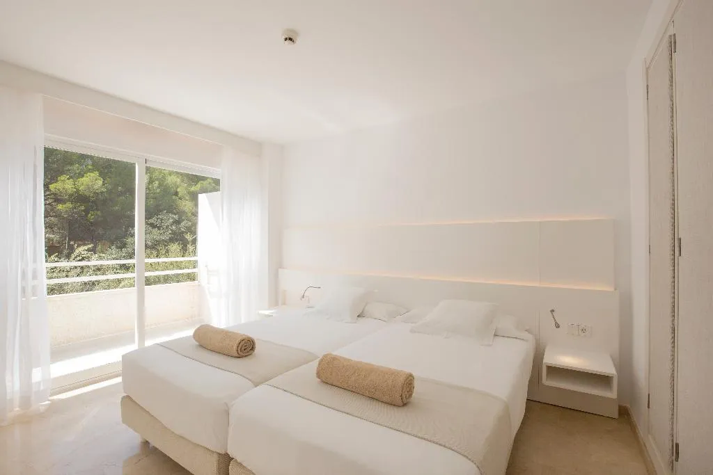 APARTMENT STANDARD Room, Canyamel Sunrise Apartments, Majorca