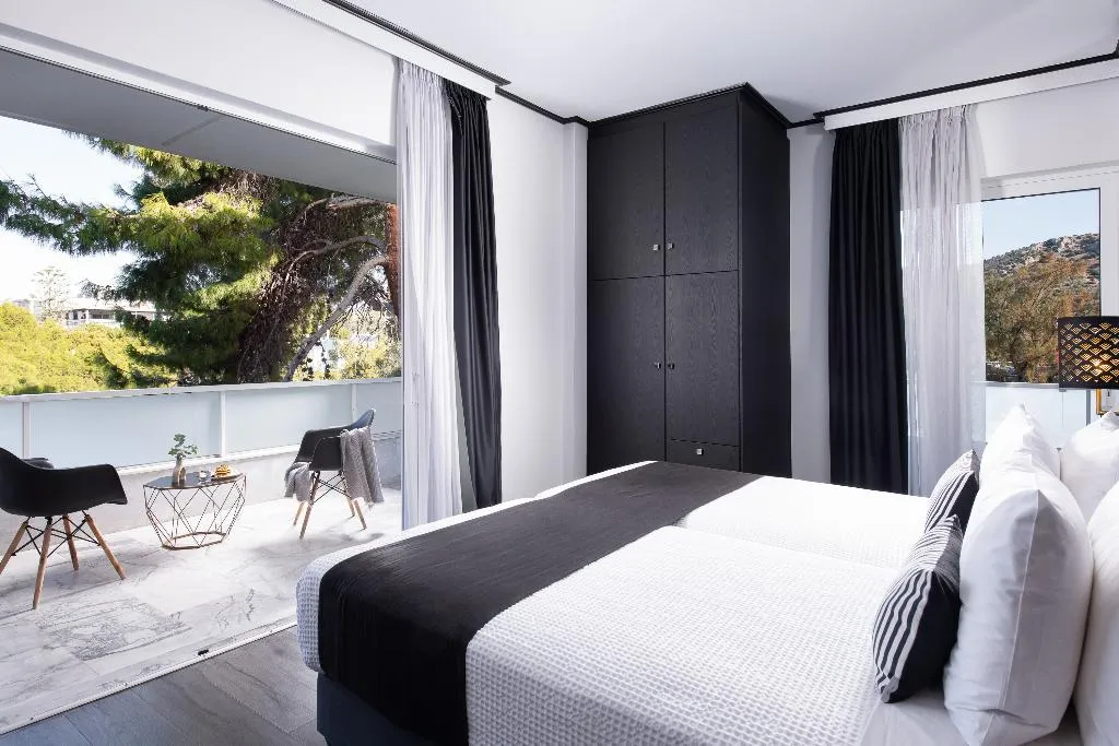 FAMILY ROOM DELUXE Room, Athenian Riviera Hotel, Athens