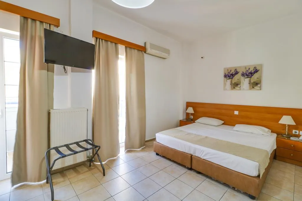 Room, Marirena, Crete