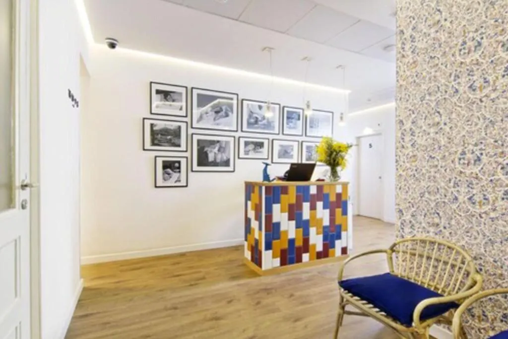 Lobby, Som Nit Born, Barcelona