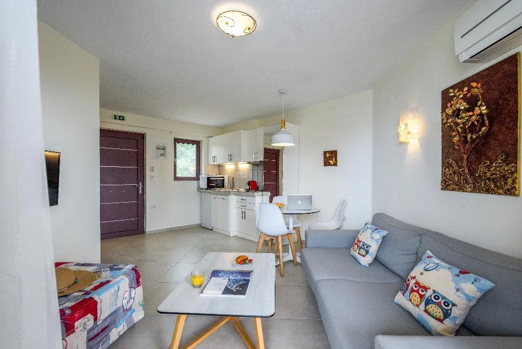 APARTMENT SIDE SEA VIEW Room, Elpiniki Luxury Apartments, Thessaloniki