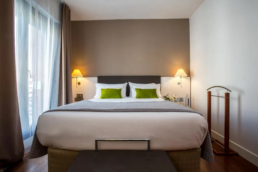 SINGLE DELUXE Room, Leonardo Boutique Hotel Madrid, Madrid
