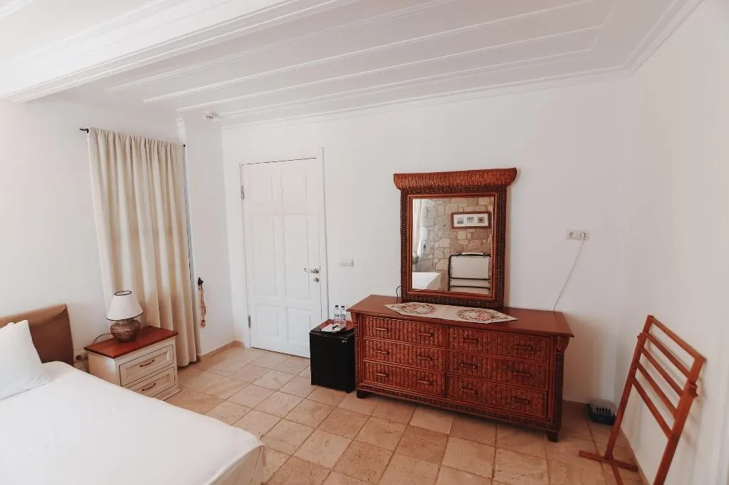 Room, Tashmahal, Izmir