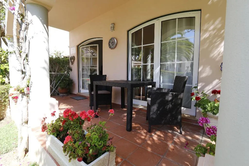 APARTMENT TWO BEDROOMS Room, Apartamentos The Old Village by Village 4u, Algarve