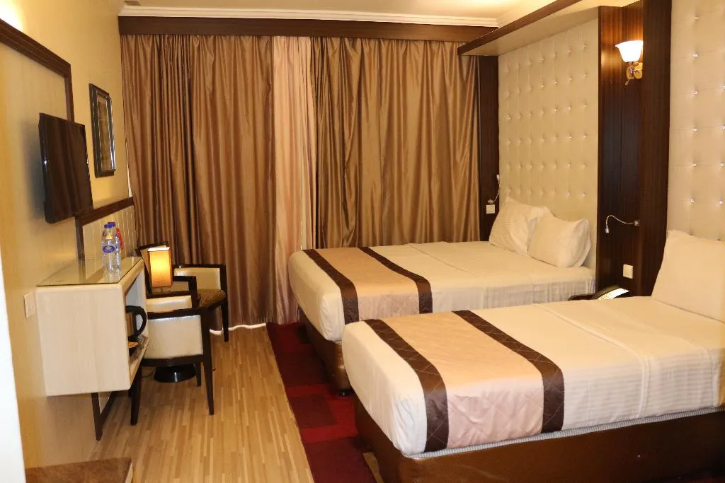 FAMILY ROOM DELUXE WITH BALCONY Room, Al Khaleej Grand, Dubai