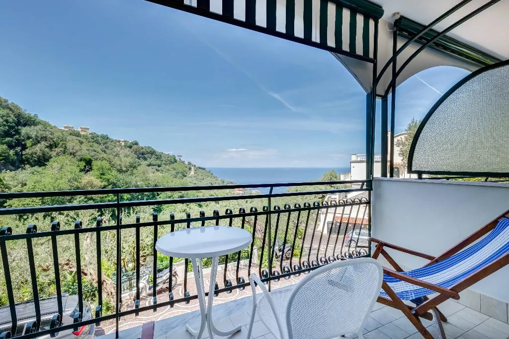 TRIPLE SEA VIEW Room, Best Western Hotel La Solara, Naples
