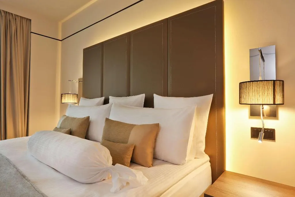 DOUBLE SUPERIOR Room, Melia Berlin, Berlin