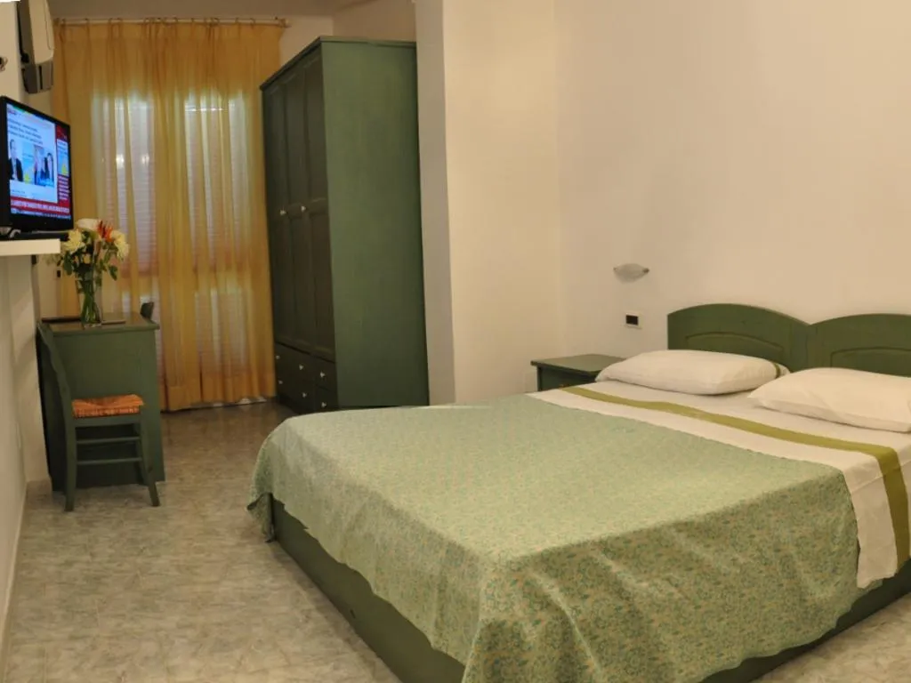 TRIPLE SEA VIEW Room, Galidon Wellness Park & SPA, Naples