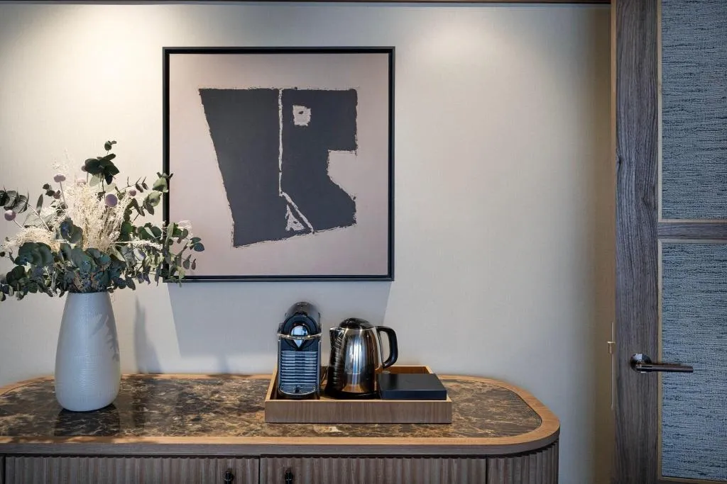 SUITE KING SIZE BED Room, AC Madrid Cuzco, Madrid