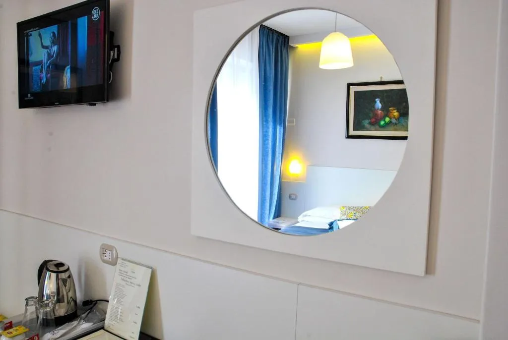 DOUBLE BASIC Room, Villa Fiorita, Naples