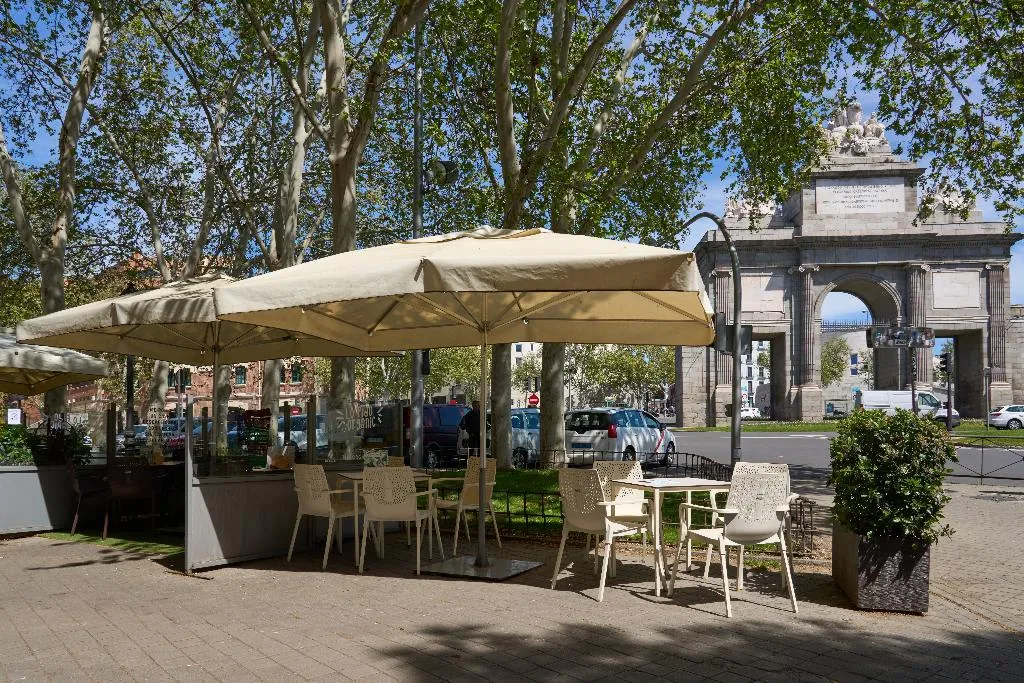 Terrace, Puerta de Toledo, Madrid