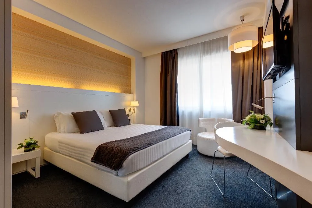DOUBLE STANDARD Room, iH Hotels Roma Z3, Rome