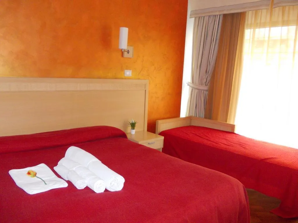 TRIPLE STANDARD Room, Hotel Catania Town, Catania