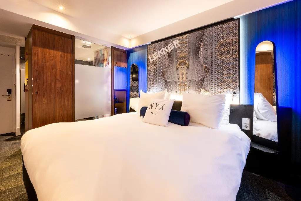 DOUBLE SUPERIOR Room, NYX Hotel Amsterdam Rembrandt Square, Amsterdam