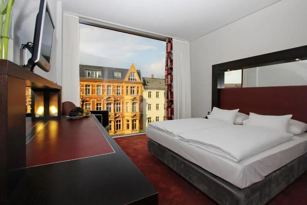 DOUBLE SINGLE USE SUPERIOR Room, Arcotel Velvet Berlin, Berlin