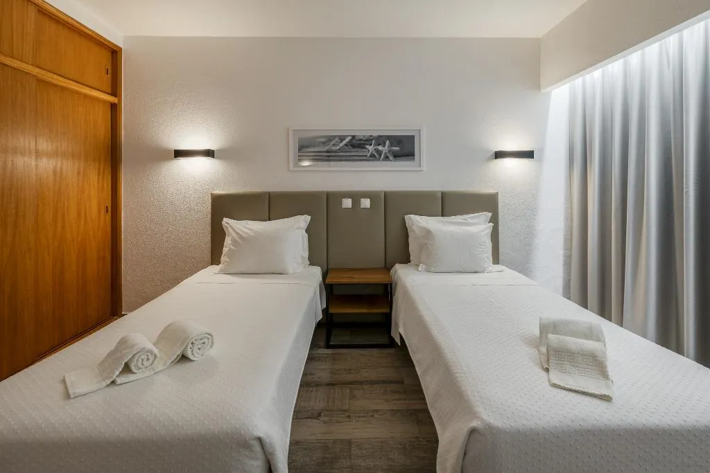 APARTMENT TWO BEDROOMS Room, Parque Monte Verde, Algarve