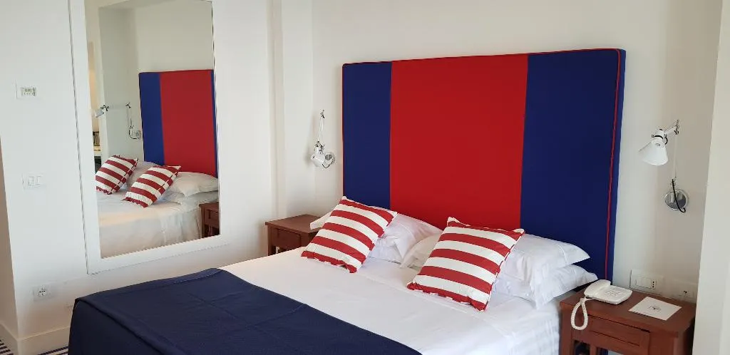 Double or Twin CLASSIC Room, Delfino, Naples