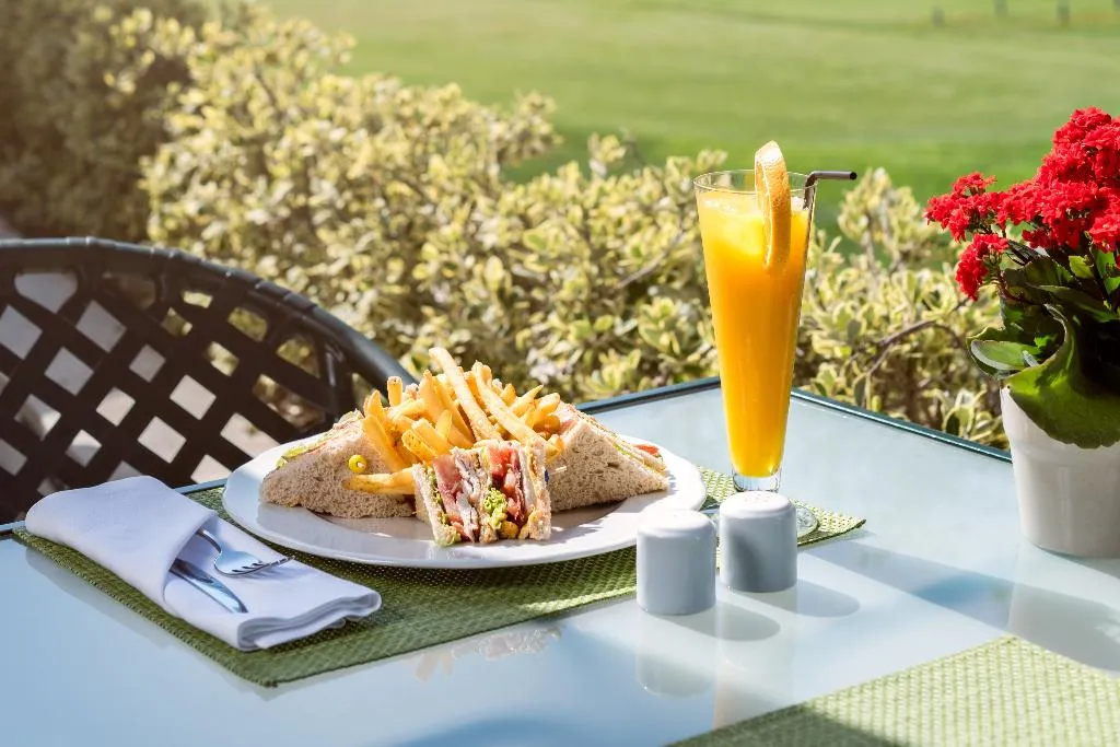 Restaurant, Pine Cliffs Hotel, a Luxury Collection Resort, Algarve
